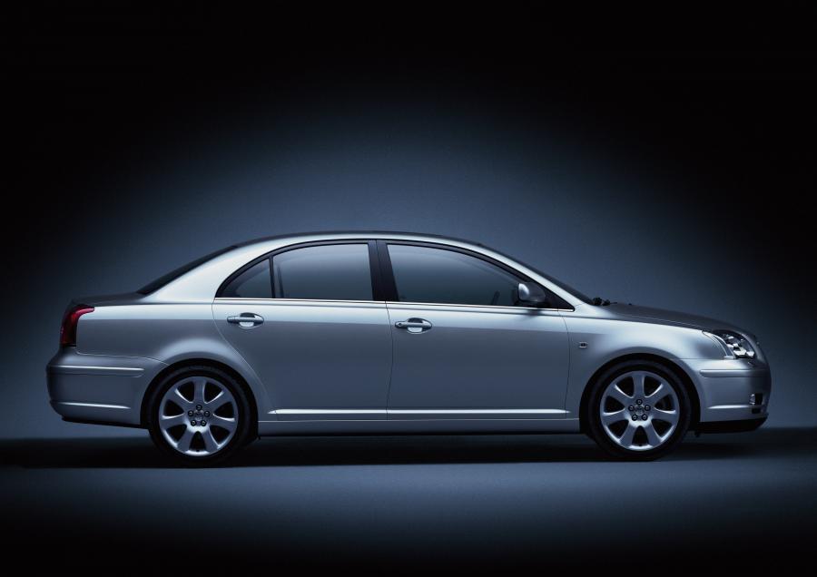 Toyota Avensis 2003 года  (фото 94 из 114)